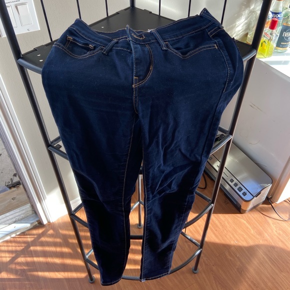 Levi’s Super Skinny 26 - Picture 1 of 3